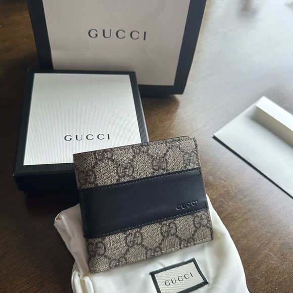 Gucci wallet for women